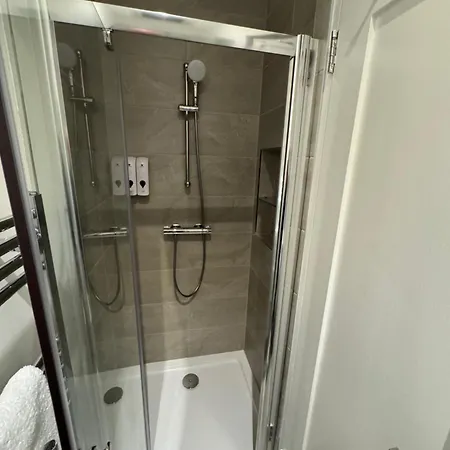 Elm Grove Homestay