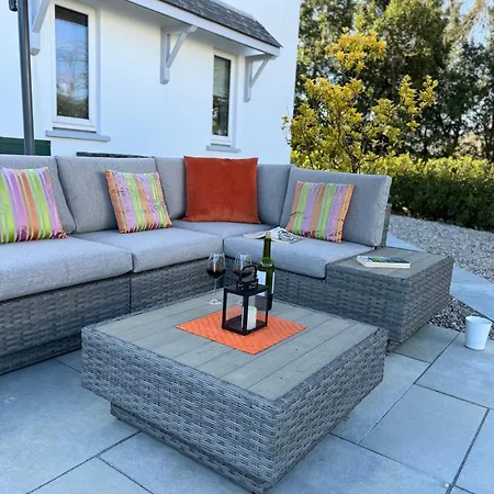 ホームステイ Elm Grove シュル