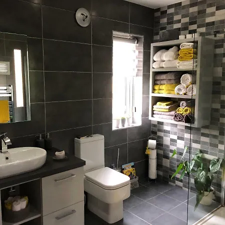 Elm Grove ホームステイ シュル