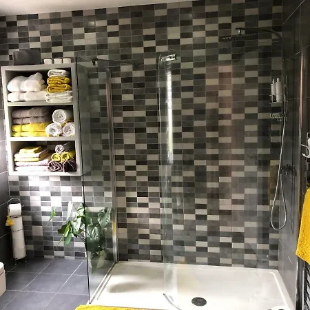 Elm Grove Privatunterkunft *